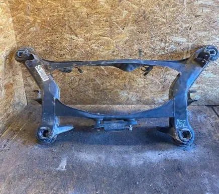 Mercedes-Benz E W124 Rear axle beam 400063801 0138414