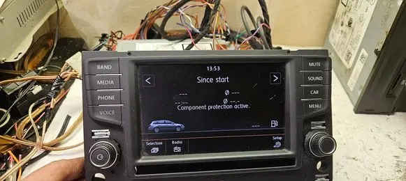 Volkswagen PASSAT B8 Screen/display/small screen 3G0919605H QFVW407B MIB2