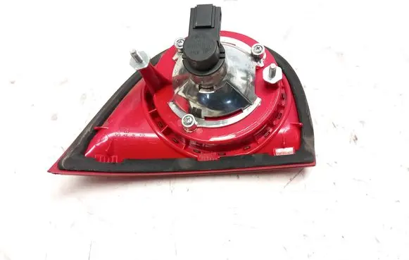 Tailgate rear/tail lights