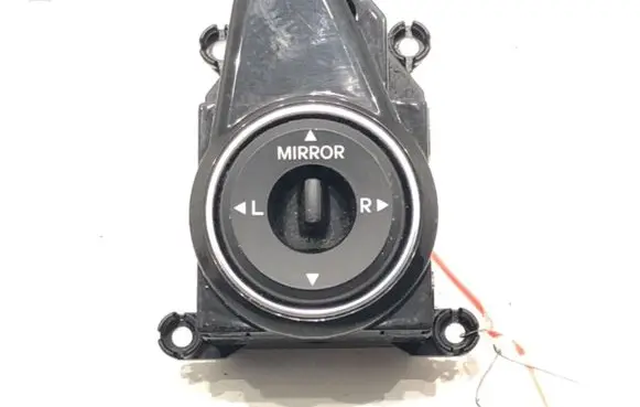 Hyundai i40 Wing mirror switch 39R480-1230