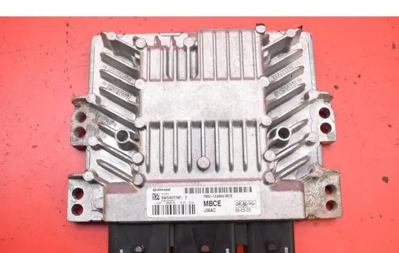 Ford Focus C-MAX Engine control unit/module ECU 7M5112A650BCE