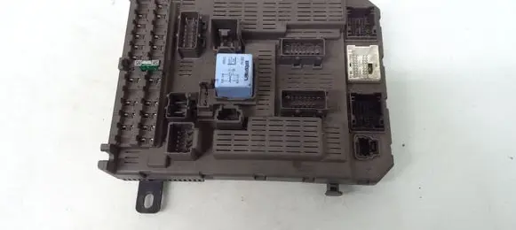 Citroen C5 Fuse module 9646226880