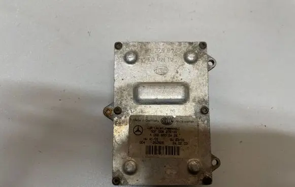 Mercedes-Benz E W211 Headlight ballast module Xenon A0028202426
