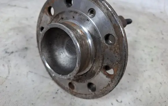 Opel Vectra C Rear wheel bearing hub 