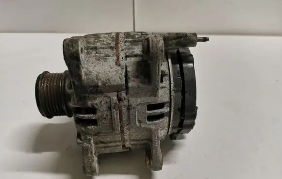 Audi A3 S3 8P Generator/alternator 06F903023F 0124525050