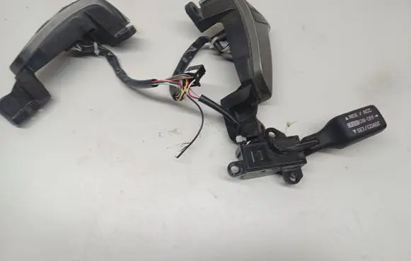 Toyota Avensis T250 Cruise control stalk 