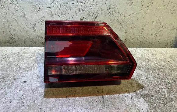 Volkswagen Atlas Tailgate rear/tail lights 3CN945096A 00073500