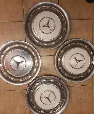 Mercedes-Benz E W123 R14 wheel hub/cap/trim R107108109