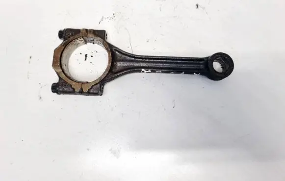 Volkswagen Golf V Connecting rod/conrod 