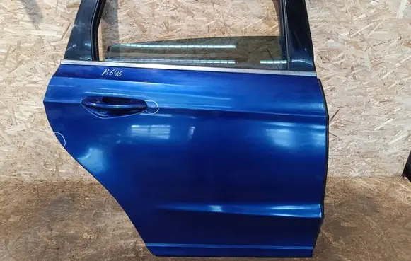 Ford S-MAX Rear door