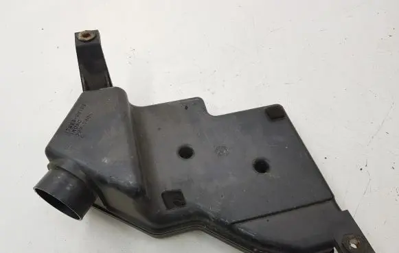 Lexus RX 330 - 350 - 400H Intake resonator 1789320100