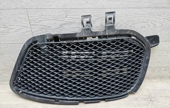 Mercedes-Benz GLA W156 X156 Front bumper lower grill A1568855422