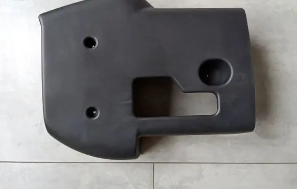 Steering wheel column trim