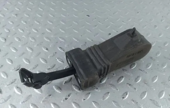 Audi A8 S8 D4 4H Rear door check strap stopper 4H0839267