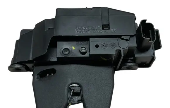 Loading door lock