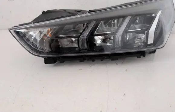 Hyundai Ioniq Headlight/headlamp 92101G2