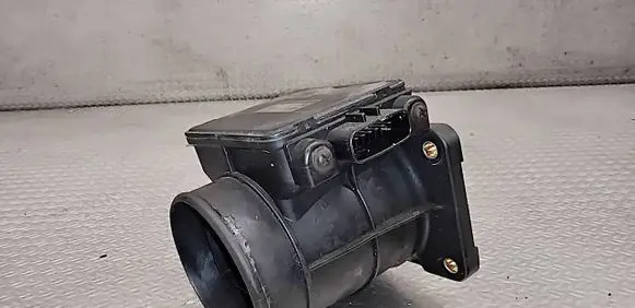 Mitsubishi Pajero Pinin Mass air flow meter E5T08271