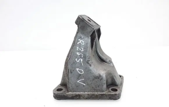 Audi A6 S6 C5 4B Engine mounting bracket 4B0199308