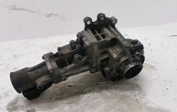 Peugeot 4007 Gearbox transfer box case 