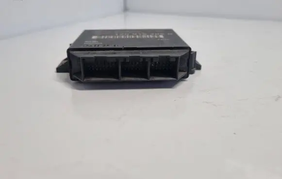 Volkswagen Golf V Parking PDC control unit/module 1Z0919283B 601849 H04S002C05