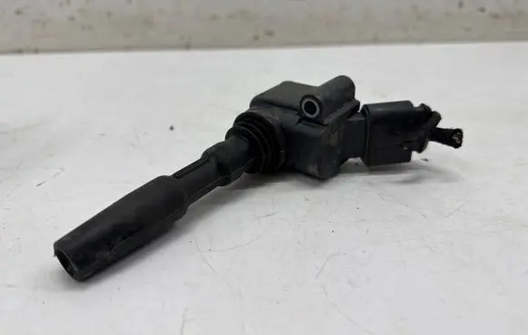 Seat Arona High voltage ignition coil 04E905110K