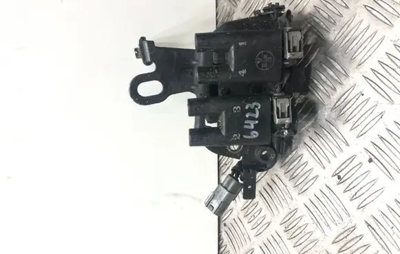 Hyundai Trajet High voltage ignition coil 047UF250V
