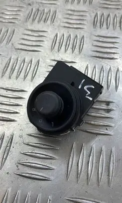 Opel Insignia A Wing mirror switch 13271827
