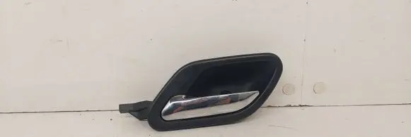 BMW 5 E39 Front door interior handle 8226049