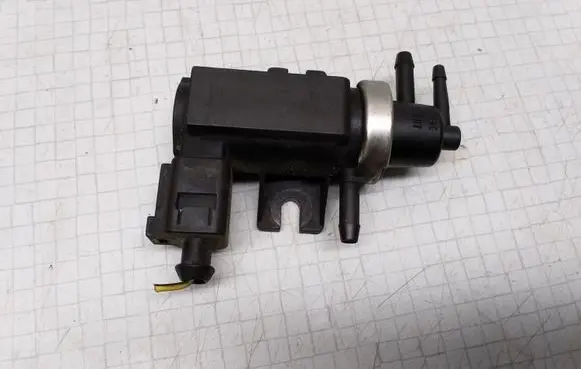 Volkswagen Bora Turbo solenoid valve 1J0906627 72290320
