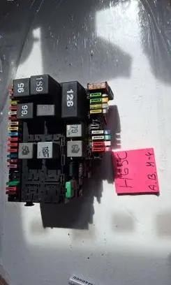 Volkswagen Sharan Fuse box set 