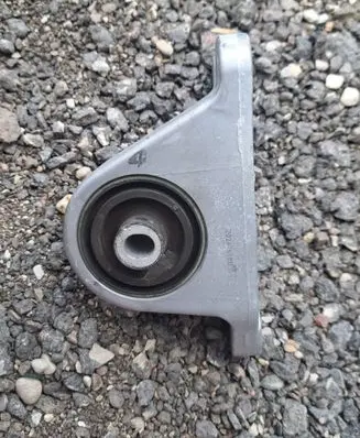 Renault Megane E-Tech Gearbox mount 20240618B