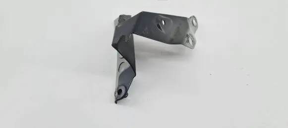 Audi A7 S7 4G Fender mounting bracket 4G8821135D