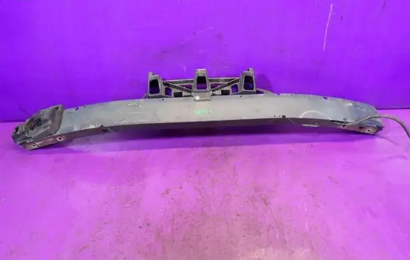 Opel Zafira B Front bumper support beam 