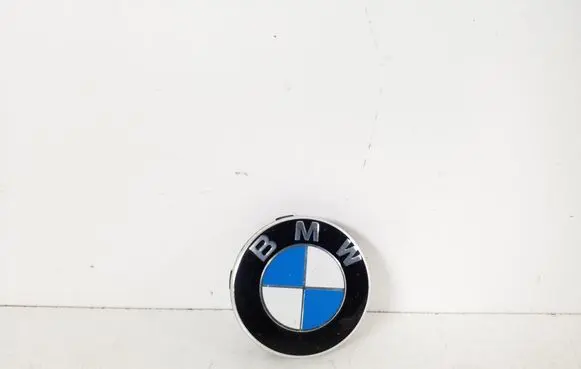 BMW X1 F48 F49 Manufacturer badge logo/emblem 36 13 6850834