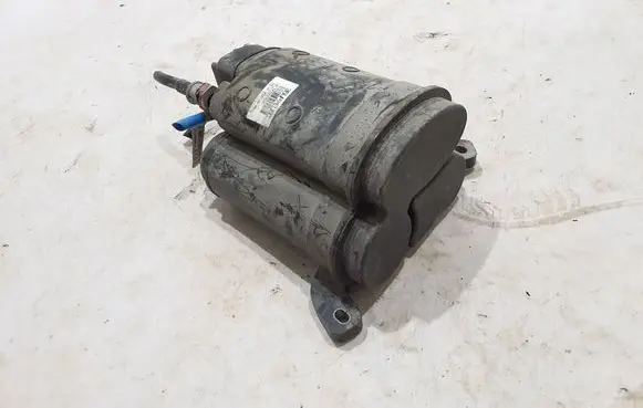 Active carbon filter fuel vapour canister