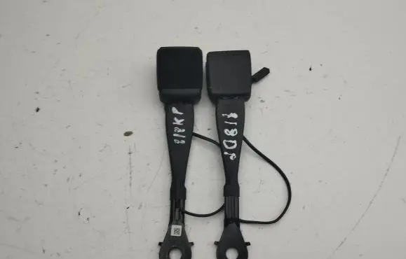 Audi A5 Front seatbelt buckle 8W0857755