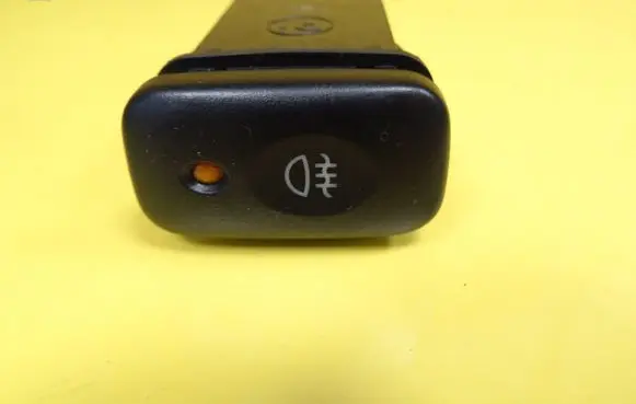 KIA Clarus Fog light switch 