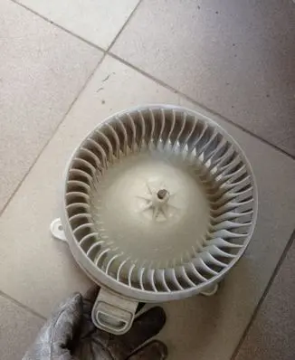 Toyota Sienna XL30 III Heater fan/blower 2726000421 272600