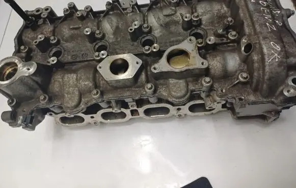 Mercedes-Benz GLA W156 X156 Engine head A2700160705 A2700150101 A2700100530