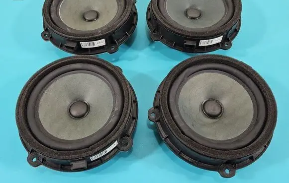 Hyundai Elantra VI Front door speaker 96330-F2000 IMPRK1433532