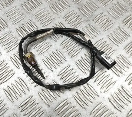 Audi A4 Allroad B9 Oil temperature sensor 8W0906088E