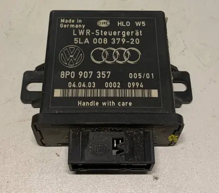 Audi A6 S6 C6 4F Light module LCM 8P0907357 5LA00837920