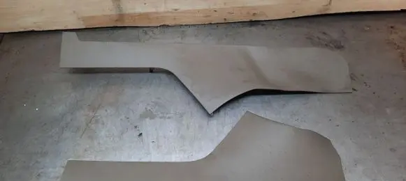Volvo XC70 Front door trim (molding)
