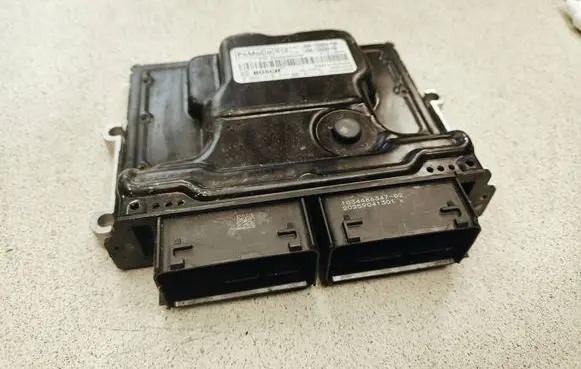 Ford Focus Engine control unit/module LX6A12A650FBA LA6A12B684AB 0261S1027R