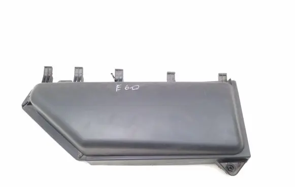 BMW 5 E60 E61 Air filter box cover 6913503