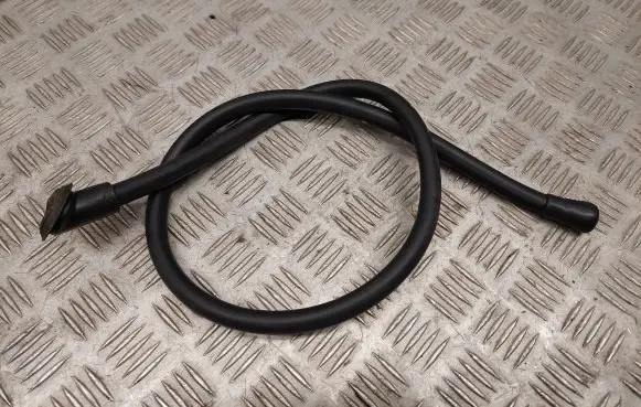 Audi Q3 8U Air intake hose/pipe 8U0877204