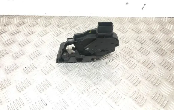 Volvo V50 Front door lock 30699451 2244M 9240005