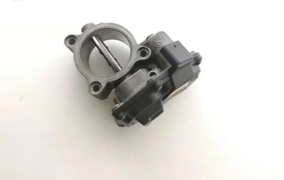 BMW 5 F10 F11 Throttle valve 7810752 13547810752