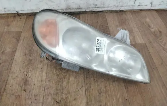 Nissan Maxima Headlight/headlamp