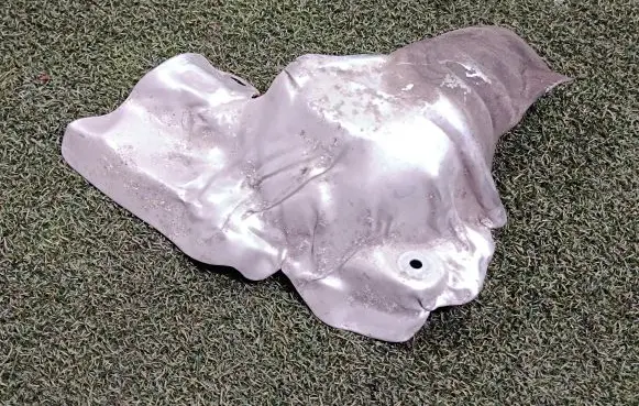 Opel Vivaro Exhaust heat shield 140139241R